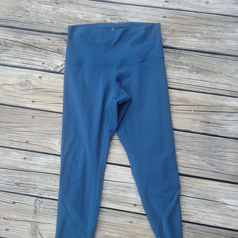 Lululemon Athletica Blue Leggings High-Waisted Stretchy Activewear
